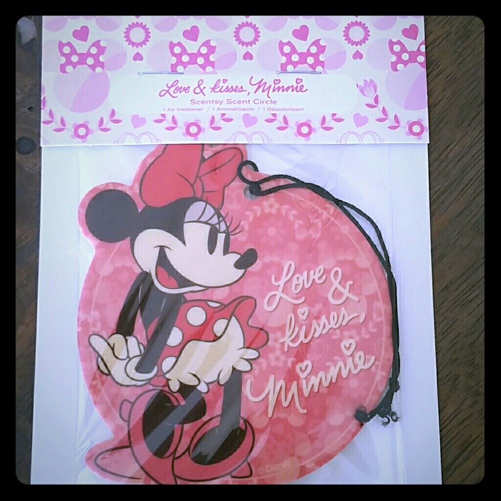 Love and Kisses Minnie